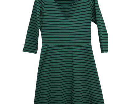 Dress Casual Short By Old Navy In Striped Pattern, Size: M Online Hot Sale