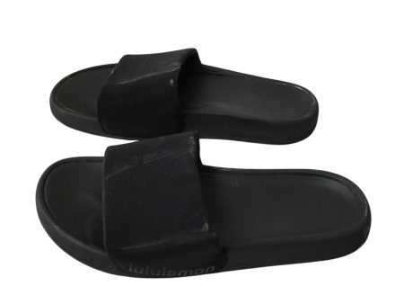 Sandals Flats By Lululemon In Black, Size: 6 Online Hot Sale