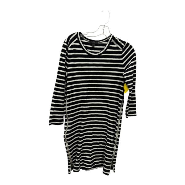 Dress Casual Short By J. Crew In Black & White, Size: S on Sale