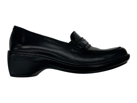 Shoes Flats By Clarks In Black, Size:7.5 For Sale