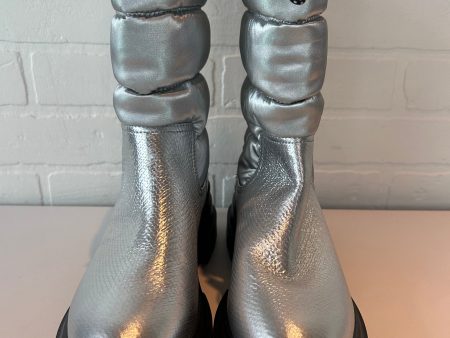 Boots Snow By Calvin Klein In Silver, Size: 7.5 Sale