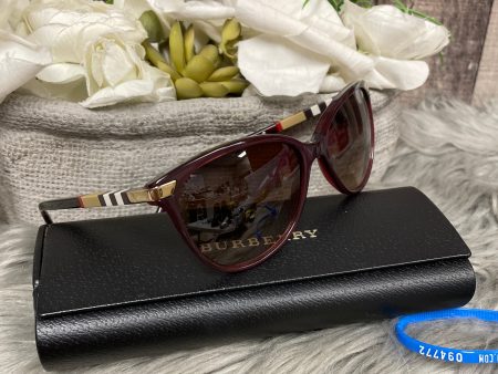 Sunglasses Luxury Designer By Burberry Fashion