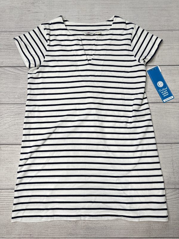 Dress Casual Short By Vineyard Vines In Striped, Size: L Discount