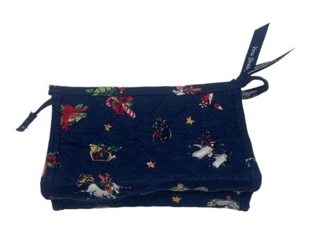 Makeup Bag By Vera Bradley In Blue, Size:Small on Sale