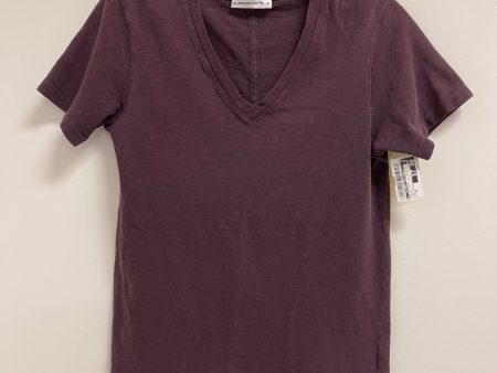 Top Short Sleeve Basic By Clothes Mentor In Purple, Size: Xs For Sale